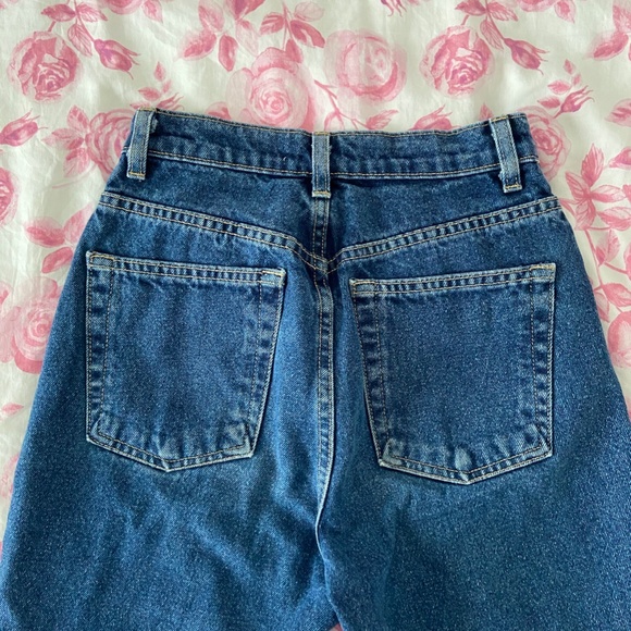 SOLD! American Apparel High-waisted Mom Jeans - Picture 4 of 6